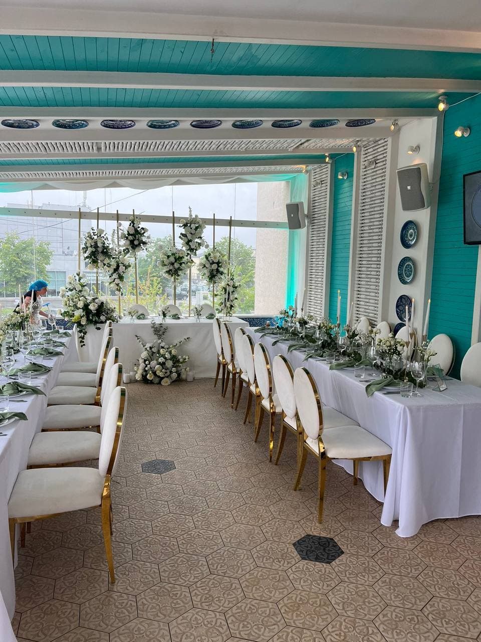 Glass Hall 2